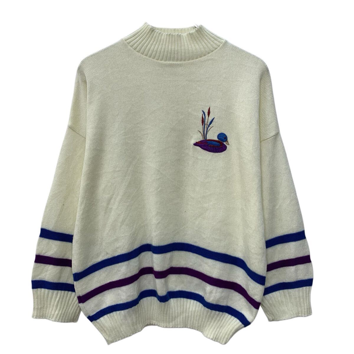 Other - 【中古】【古着】 USA製 Keneth too ニットセーター M〜 アイボリー系 パープル ワンポイント刺繍 ライン切替 アメリカ製 ボーダー 秋物 a804-5122