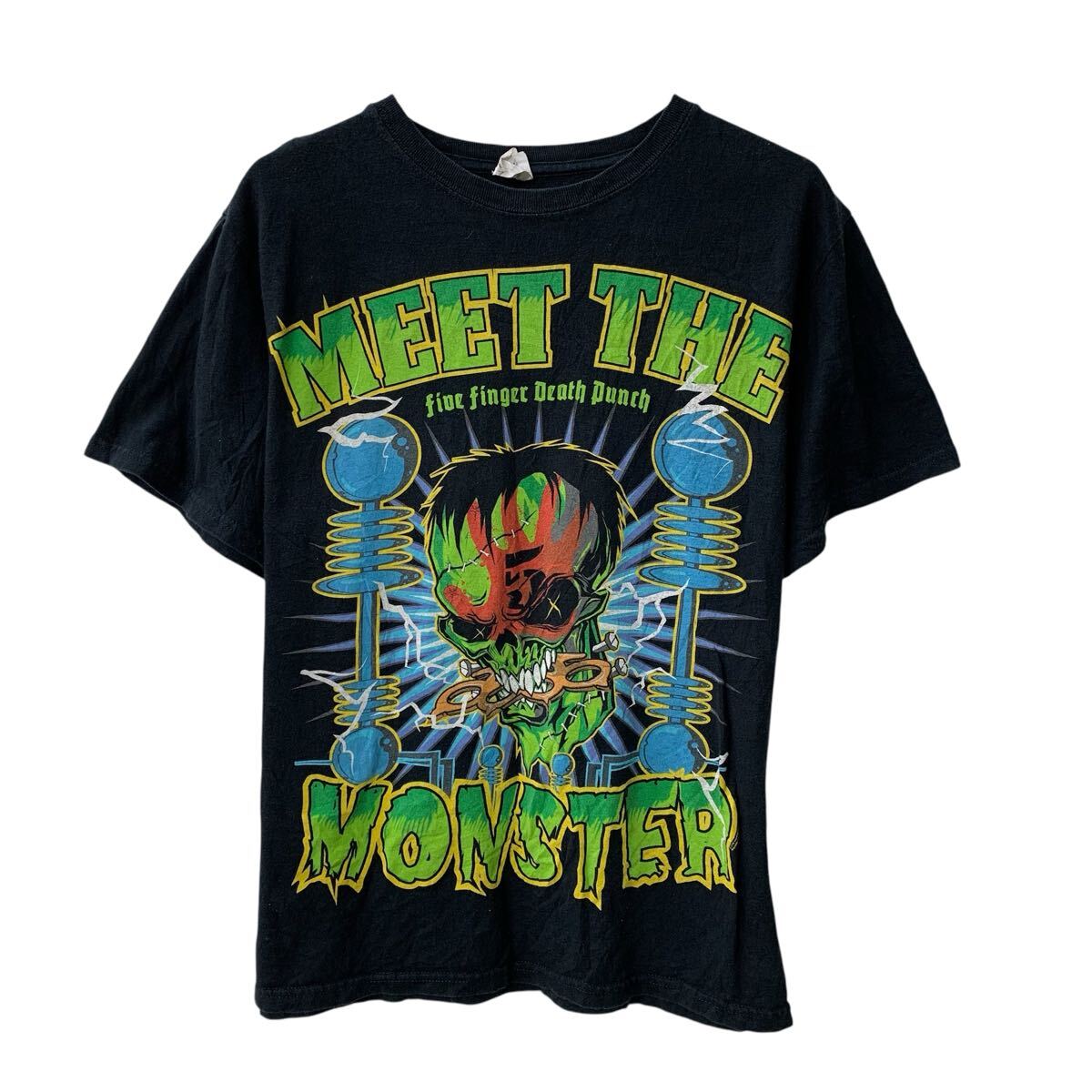 【中古】【古着】 anvil 半袖 プリントTシャツ M ブラック アンビル 両面プリント ドクロ「ファイヴ・フィンガーデス・パンチ」 バンT 夏物 a804-6592