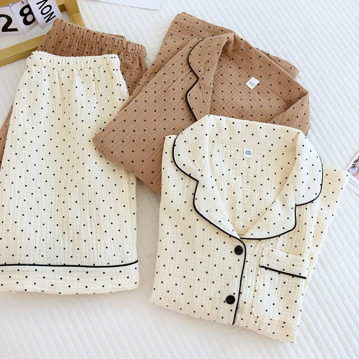 パジャマ 寝巻き ガーゼ レディース セットアップ 2点セット 水玉 ドット柄 総柄 綿 上下セット 上下 半袖 夏 夏服 パンツセット ショートパンツ 短パンツ ウェストゴム 開襟 胸ポケット付き 半ズボン 薄手 快適 通気性良い 無地 おしゃれ 体型カバー ルームウェア 部屋着
