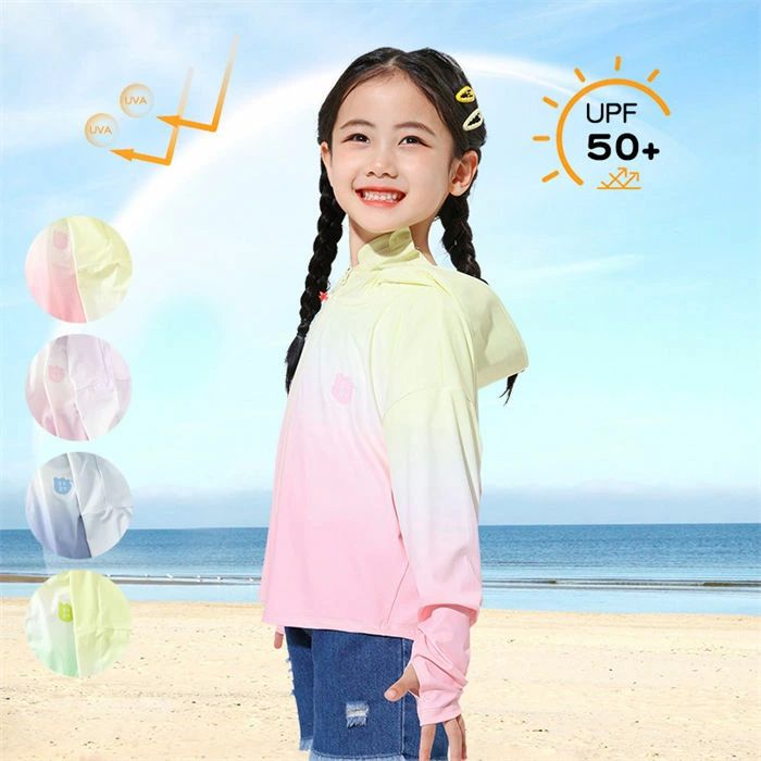 UVカット パーカー 男の子 女の子 UVパーカー ラッシュガード グラデーション 夏 夏服 子供 キッズ 日焼け止め服 羽織 ショート丈 フード付き 薄手 長袖 指穴 ジップアップ ジップパーカー 体型カバー 涼しい 冷感 紫外線対策 日焼け防止 UV対策 通気性 かわいい おしゃれ UVカット パーカー 男の子 女の子 UVパーカー ラッシュガード 通気性 かわいい おしゃれ 通学 ビーチ 旅行 リゾート アウトドア お出かけ 5