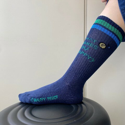 乐天商城 - 【20%OFF!!SALE】【HAPPY TRUCK】ラインソックス　NV