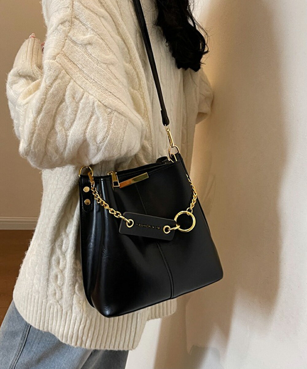 ★4色★ブラック ブラウン ベージュ テラコッタ バッグ ショルダーバッグ 韓国カジュアル鞄 肩掛けバッグ OL 通勤 通学 お出かけ お出かけ デート鞄 韓国風ファッション インスタ 撮影 アイドル★バケットバッグレディースショルダーバッグ韓国風 ワンサイズ★フリーダムsale(4)