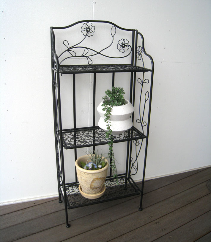 プランタースタンド おしゃれ ガーデンラック アイアンガーデンラック 3段 フラワーラック ブラック ベ..