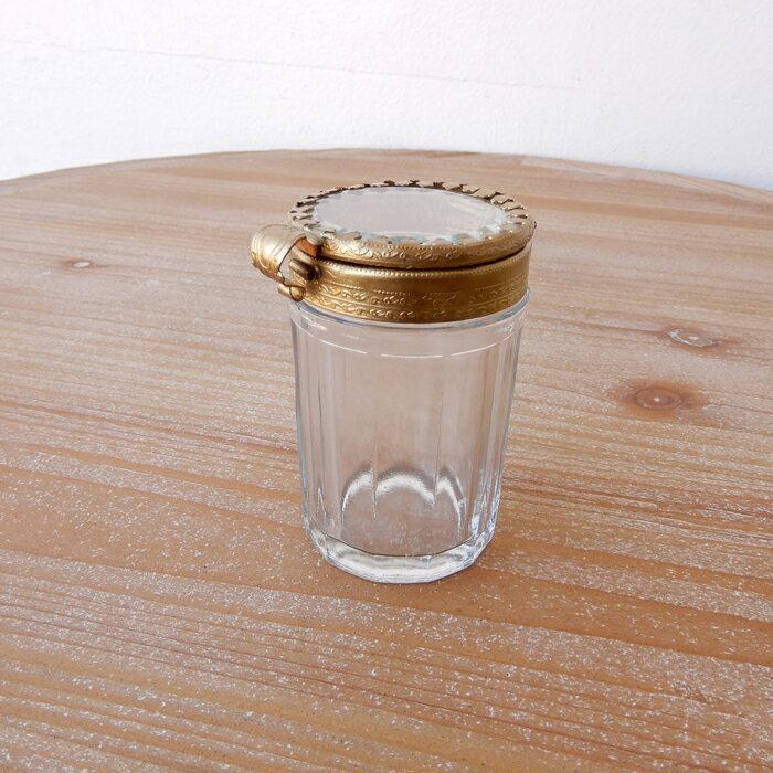 綿棒入れ コットンケースおしゃれ かわいい ガラス アンティーク風 レトロ アクセサリー入れ 真鍮 ガラスケース 綿棒入れ 小物入れ ガラス ふた付き ボックス 蓋付き アンティーク 真鍮 フラップ式 クラシック 収納 真鍮とガラス 真鍮ガラスケース [2]