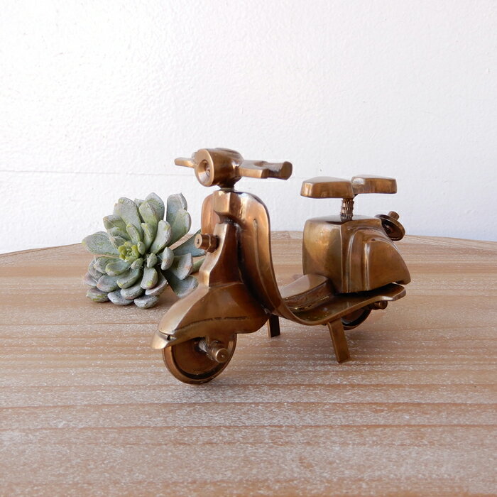 Rakuten - 真鍮 置物 ブラス Brass レトロ 装飾品 スクーター バイク Bike 二輪車 卓上小物 ヴィンテージ マイクロ 小物 ミニ 小物 アンティーク 雑貨 コレクション オブジェスクーター