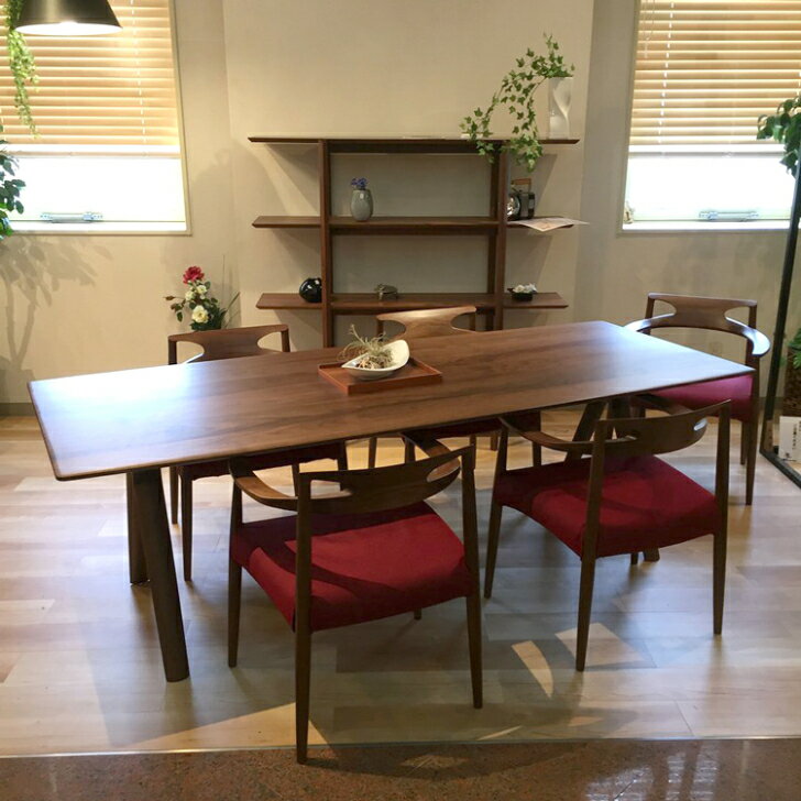 ダイニングテーブル 日本製 国産家具 ウォールナット無垢 高級家具 おしゃれ かっこいい 無垢 木製ダイニングテーブル ウォールナット 180 160 200 食事用テーブル ラグジュアリー 各サイズ有り 送料無料【送料無料】RADIUS ダイニングテーブル160/180/200/220 [2]