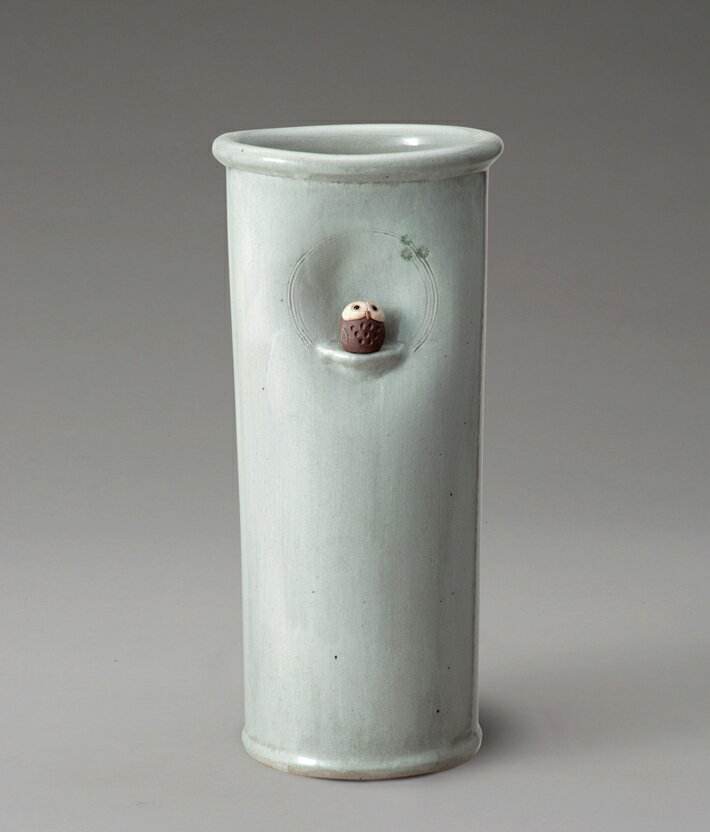 信楽焼 信楽 陶器 かさ立て 傘立て 傘たて 傘置き 玄関 陶器 信楽焼 ふくろう 梟 フクロウ 釉 人気 縁起の良い 和風 和雑貨 かさ立て 傘置き アンブレラスタンド 新築祝い 開店祝い【送料無料】信楽焼 白釉ふくろう傘立