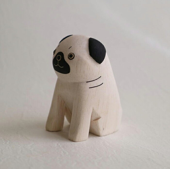 木彫りの置物 天然木 木彫り 置物 アニマル かわいい オーナメント パグ ぱぐ 犬 Pug Dog 動物雑貨 おしゃれ 木製小物 オブジェ インテリア雑貨 アジアン雑貨 インドネシア プレゼント 贈り物 ギフト【お買得品】パグの木彫り [2]