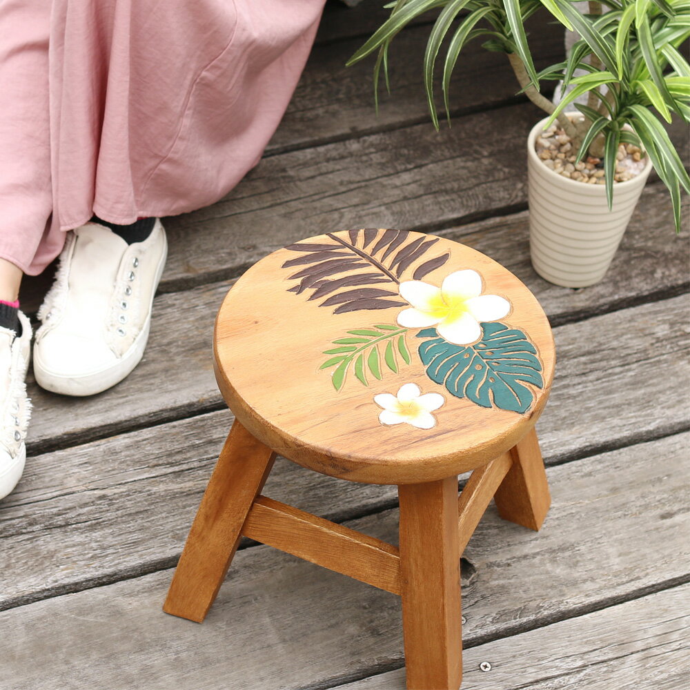 スツール キッズチェア アカシア無垢 木製 子供用椅子 楽天 ベビーチェア 子供イス アジアン雑貨 子ども椅子 子供いす 無垢 花台 台 踏み台 花柄 おすすめ 人気 アカシア レトロ かわいい プレゼント ハワイアン ハイビスカス【送料無料】ラウンドスツール★ルアナ