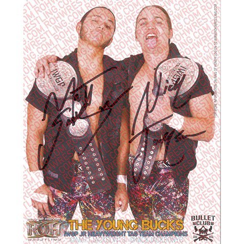 ヤング・バックス IWGP 直筆サイン入りフォト Ring of Honor（ROHプロレス） マーチャンダイズ YOUNG BUCKS IWGP AUTOGRAPHED 8X10 PHOTO【ROHプロレス】ヤング・バックスの "IWGP...