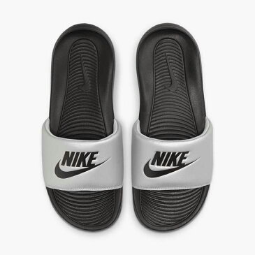 スポーツサンダル レディース メンズ シャワーサンダル ナイキ NIKE W's VICTORI スライド/シルバー 銀色 シューズ 靴 カジュアル 普段使い レジャー スポサン 靴 くつ/CN9677-006