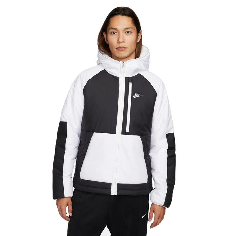 送料無料 ジャケット メンズ アウター ナイキ NIKE Therma-FIT 保温 裏フリース フード付/スポーツウェア はっ水 防寒 男性 カジュアル ジャンバー サステナブル/DD6858-100のサムネイル