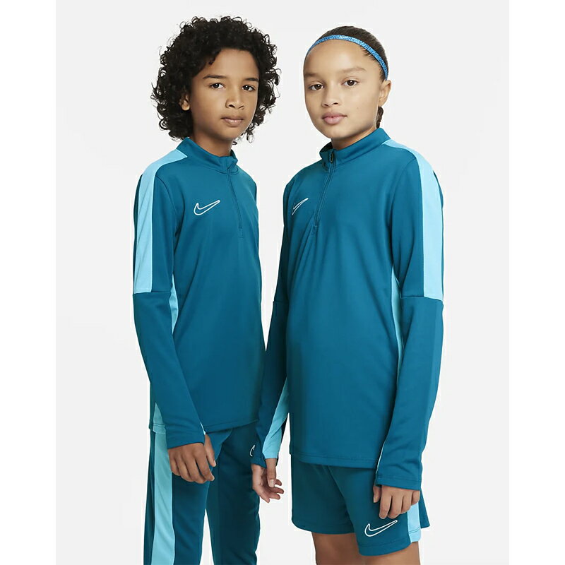 ナイキ キッズ ジュニア サッカーウェア 130-160cm 子供服 NIKE Dri-FIT ジャージ 長袖 プルオーバー 子ども スポーツウェア フットサル トレーニング 練習 部活 Academy23 ドリルトップ トップス サステナブル/DX5470-301のサムネイル