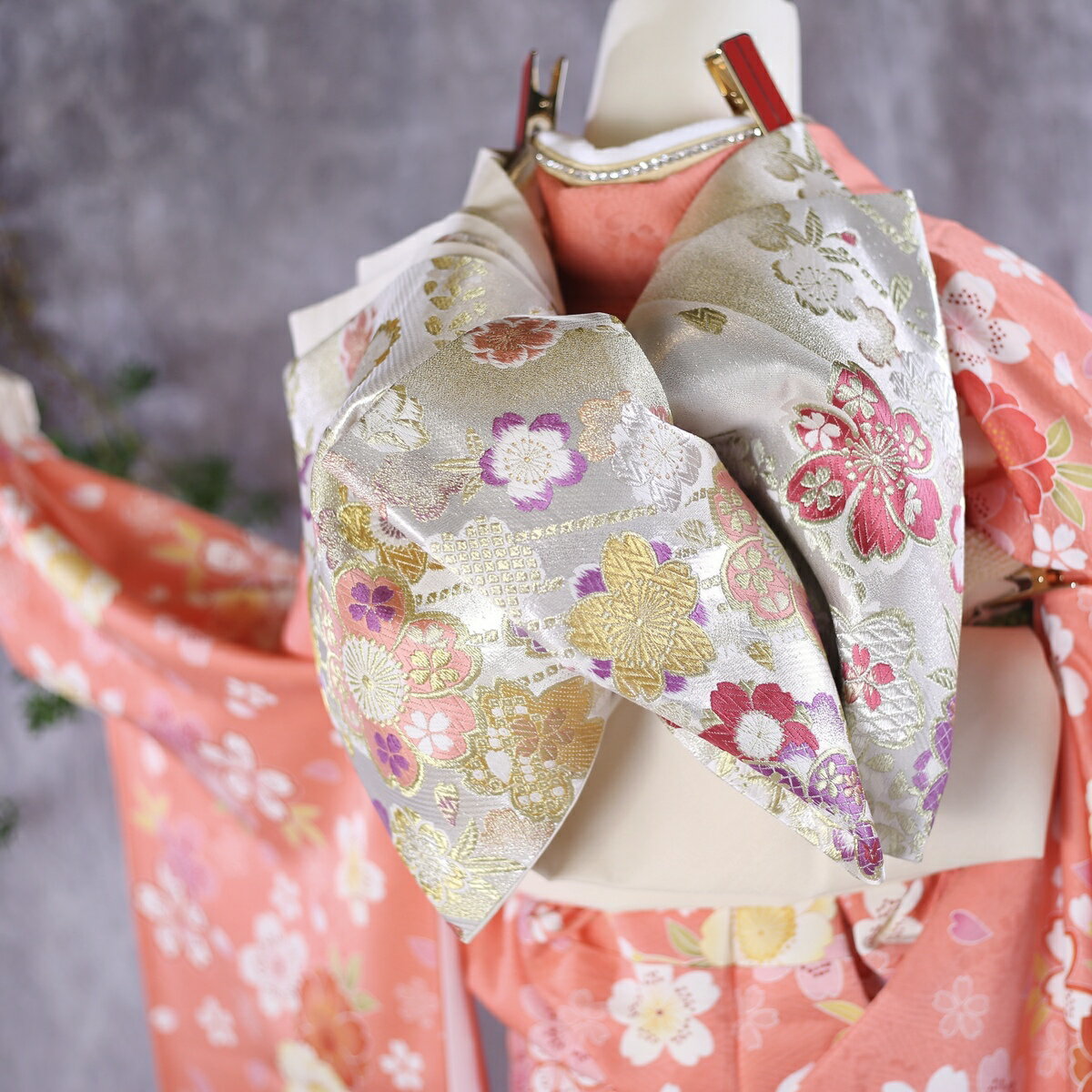 【中古】振袖 7点フルセット LLサイズ 振袖セット 振袖フルセット フルセット 成人式 着物 晴れ着 オレンジ 古典 古典柄 桜 鞠 帯 帯揚げ 重衿 半衿 帯締め 結婚式 ブライダル 十三参り F-62