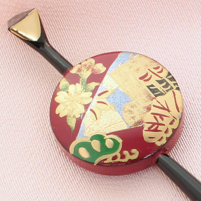 【追跡可能メール便対応可】かんざし　平打かんざし　黒漆調台　赤漆調飾り　松桜三角牛車