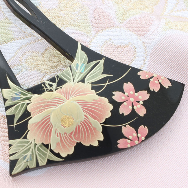 かんざし　黒漆調台　蒔絵　螺鈿　大牡丹と二色の桜　Rバチ型　日本製