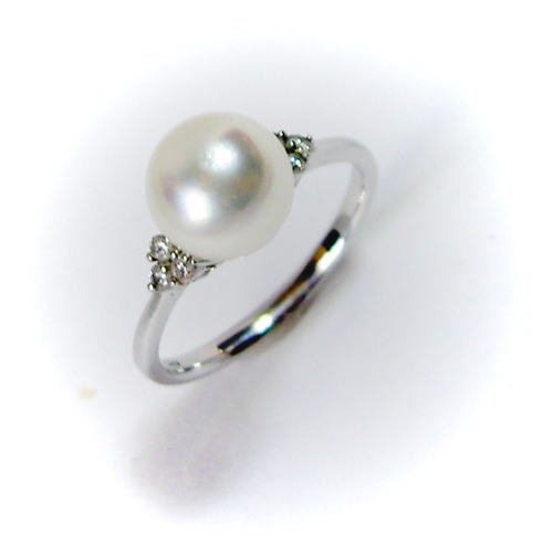 【アコヤ本真珠】プラチナ　パール8mm　ダイヤモンド　リング