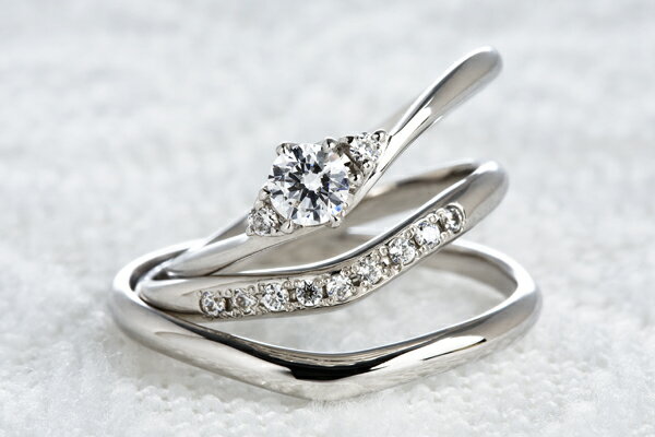 0.3ct.ダイヤモンド婚約指輪（エンゲージリング）/結婚指輪（マリッジリング）3本セットPRF011-03（スズラン）【当店のオリジナル製品】
