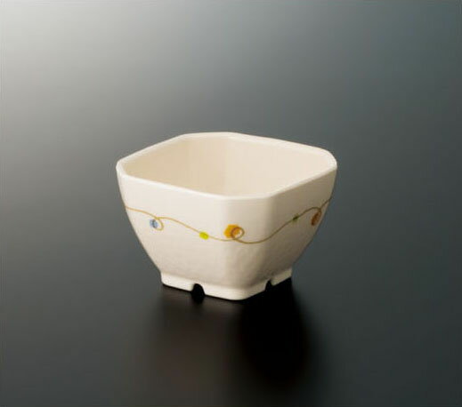 スリーラインメラミンウェア2025 ゆらり 角小鉢 M−456YR