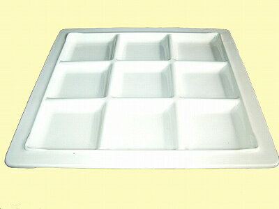 商品情報 サイズ 径26.8×高さ1.8cmこの商品は 若泉漆器 (TA)プレート 9ツ仕切り白(裏白塗) 耐熱ABS樹脂 M-017-62 大皿【あす楽対応】 ポイント 【在庫限り！最終放出！】 ショップからのメッセージ 4