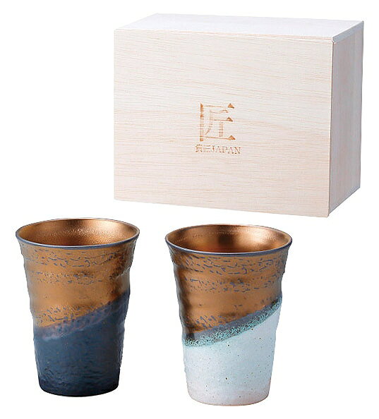 商品情報サイズカップ/径8.3×H11cm(280ml)×2 磁器原産国日本補足電子レンジ対応この商品は 煌き ペアビアーカップ（木箱入） KR-03-02 280ml ビールカップ ビアカップ ポイント【オールシーズン贈り物】 職人の手作業で、煌びやかな金彩がモダンで、シックに表されています。 ビールや焼酎に最適なカップです。人気商品です。 ショップからのメッセージ 納期について 4