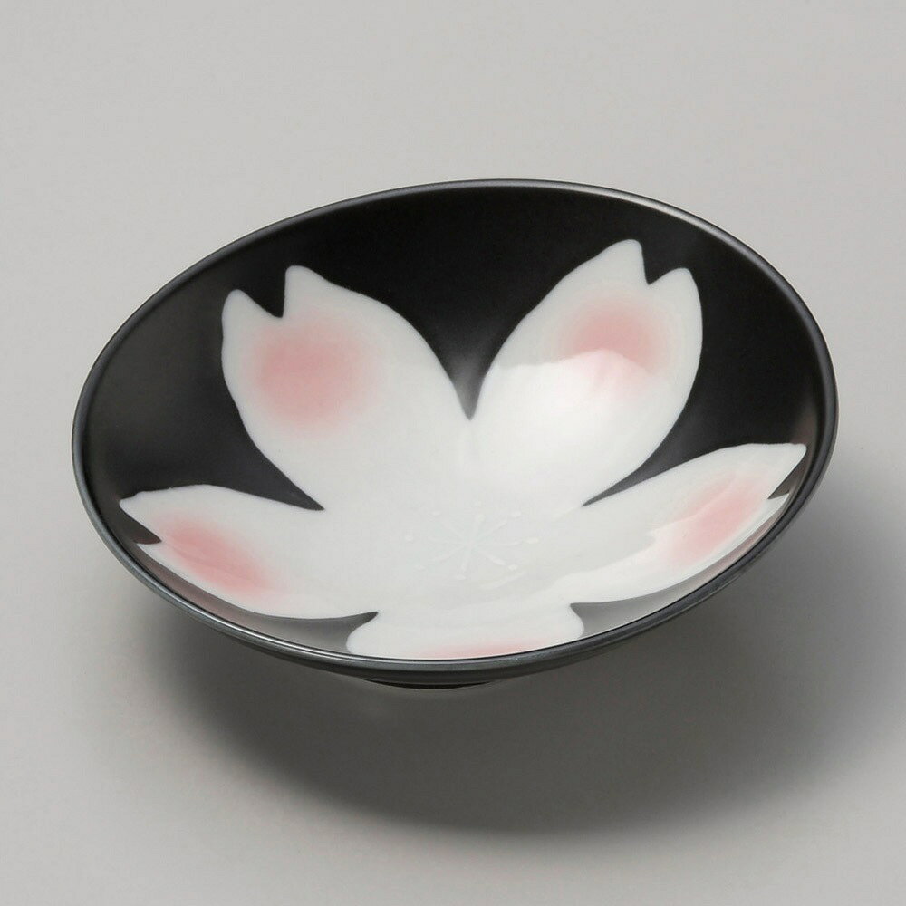 16×15.6×5cm 磁器