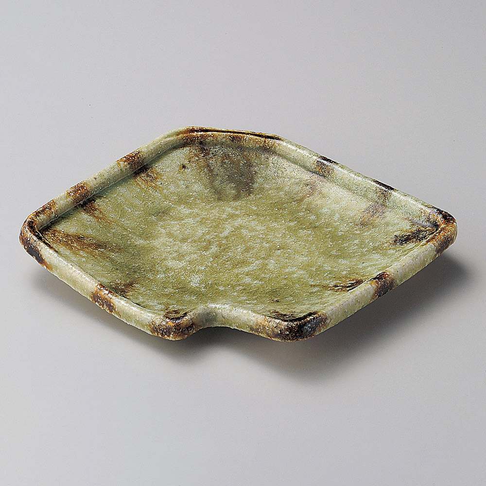 灰釉流し鍵型前菜皿 ミ200-129 ときわ 第29集