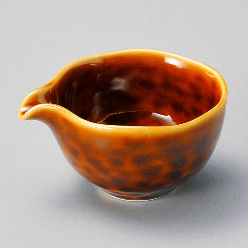 8.4×7×4.3cm