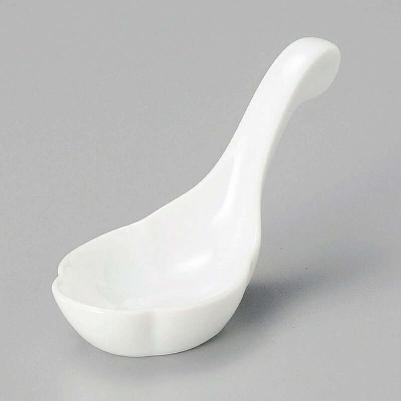 8.2×3.6×4.4cm