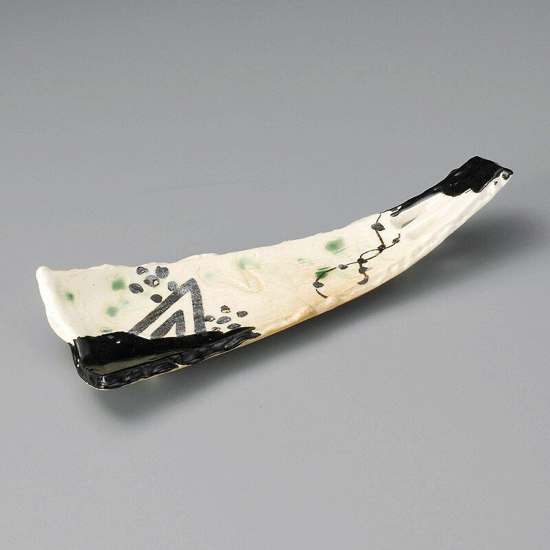 樂天商城 - 陶里 第31集 黒おりべ弥七田扇皿 22202-181