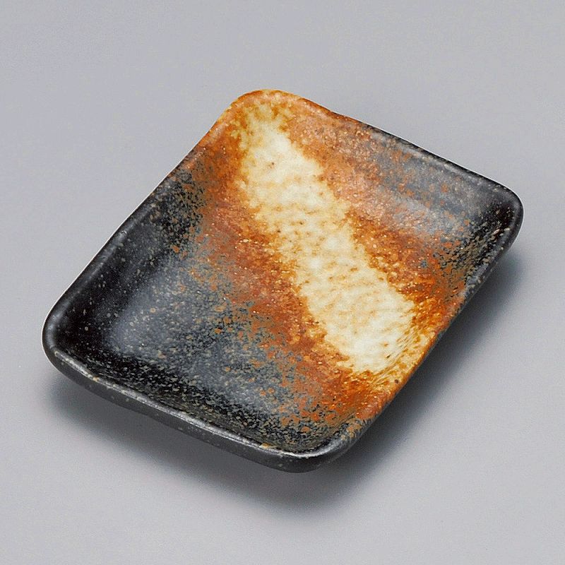 陶里 第31集 黒備前角小皿 43431-571