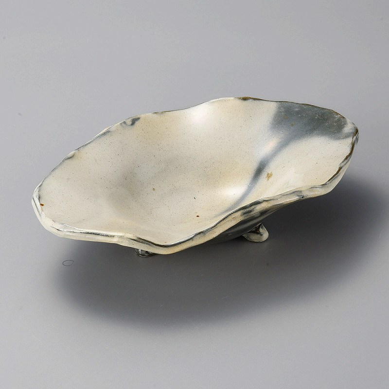 24×17.5×6.5cm