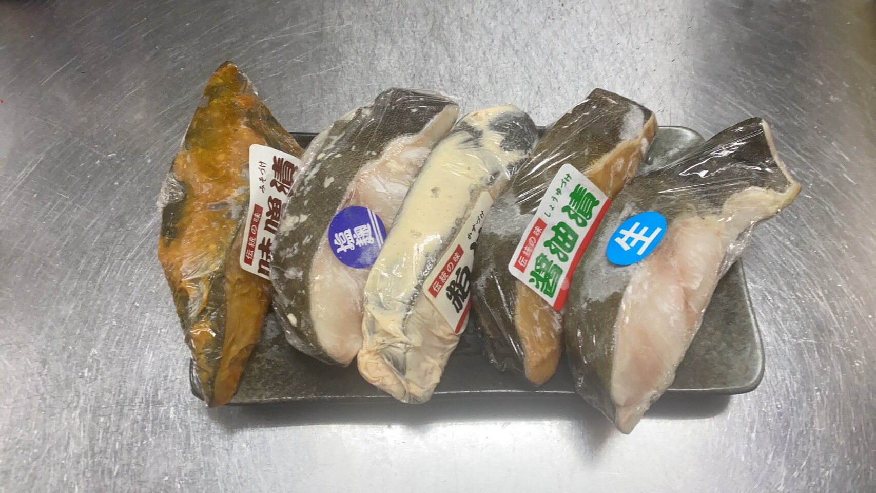 無添加 国産 天然 無塩 鱈 たら 切り身 30g×20切【国内加工】魚 骨取り 骨なし 冷凍 真鱈 解凍せずにそのまま使える 2個購入700円 3個購入1,200円 4個購入2,000円OFF まとめ買いクーポン付 便利なひとくちサイズ 魚切り身 骨抜き お弁当【C配送：冷凍】