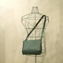 【alto.】スマートショルダーバッグ/サコッシュ(L)AKEB-3103(グリーン)【ひょうご・神戸オンライン物産展】【送料無料】 常温 / レザー 本革 牛革 お取り寄せ 通販 お土産 お祝い プレゼント ギフト お中元 おすすめ /