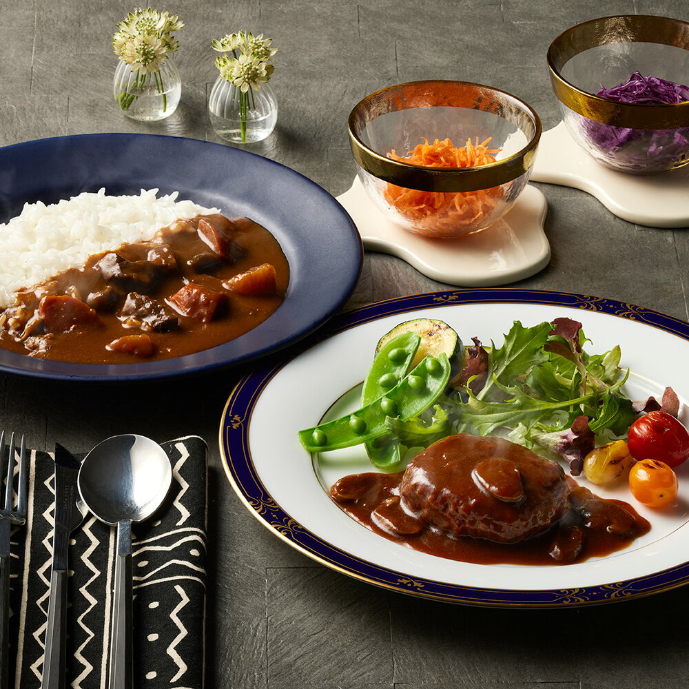 湯せんするだけで本格的な味をお楽しみいただけます。ビーフに数種の野菜（国産玉ねぎ、にんじん、じゃがいも、揚げ茄子）を加え、チャツネを隠し味に加えた味わい深いホテル監修カレーと、コク・うま味・程よい酸味が調和されたデミグラスソースが特徴のハンバーグとのセットです。湯せんするだけで本格的な味をお楽しみいただけます。 ■配送不可地域：離島 ■アレルゲン表示：（義務8品目）小麦、卵、乳成分　（推奨20品目）牛肉、大豆、鶏肉、ゼラチン、豚肉、リンゴ ■賞味期限：730日 ■原産国／製造国：日本 ■総重量（単位：g）：4200 ■規格：野菜入りビーフカレー200g×12、赤ワイン仕立てのデミグラスソースハンバーグ180g×8 ■サイズ(mm)：340×270×135 ■ギフト対応 ・ラッピング対応：対応NG ・のし対応：のし対応OK ・表書き：対応OK ・名入れ：対応OK ■発送の目安：ご注文後、3〜7営業日以内の発送となります。