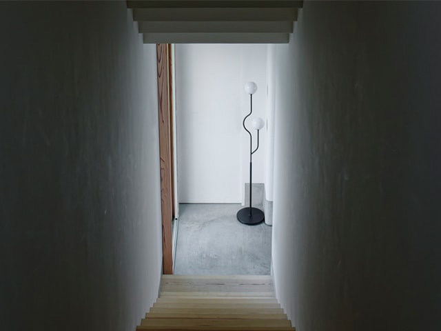 インターフォルム　INTERFORM　Chemin2 シュマン2　フロアライト　E17　ブラック　LED電球付き　電球色　LT-4458