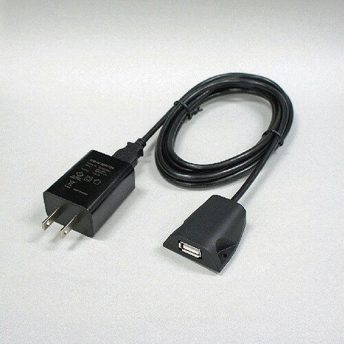 メーカー： 石黒製作所 ブランド名：PLA-PART　/　プラパート シリーズ名：ミニUSBチャージャー[面付けタイプ] USB サイズ：15×38.2×41.2 素材： ソケット・ナット：PA6ナイロン カラー：黒 ケーブル長：2m USB 2.0ケーブル 規格電流：0.5A 電源アダプター 出力：5V 2A 【コンセント仕様】 出力端子：USB type A 構成部品規格からの総電力：2.5W（5V×0.5A） ●ネジ（ビス）留めで簡単に施工ができます。 関連キーワード ミニ USB チャージャー 面付け■特徴 ミニサイズで目立たない、どこでも取付可能 ミニタイプだから目立たず、さりげなく取付可能。 ネジ(ビス)留めで簡単施工の面付タイプ(G689)と、突出量が少なくフラットな感じに仕上がる埋込タイプ(G699)。 算出給電力：2.5W(5V×0.5A) ≪石黒製作所　PLA-PART　ミニUSBチャージャー　埋込みタイプ≫ 品番 色 G699-USB2W 白 G699-USB2B 黒 ≪石黒製作所　PLA-PART　ミニUSBチャージャー　面付けタイプ≫ 品番 色 G689-USB2W 白 G689-USB2B 黒