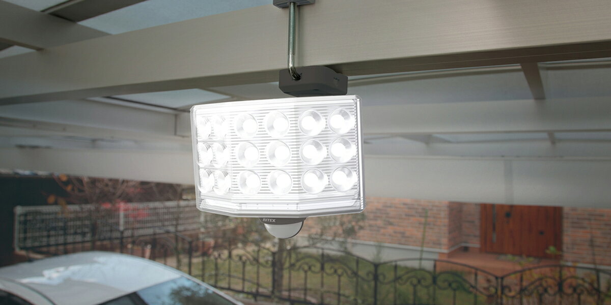 ムサシ　RITEX　LED乾電池センサーライト　防雨タイプ　IP44　9Wワイド　フリーア...