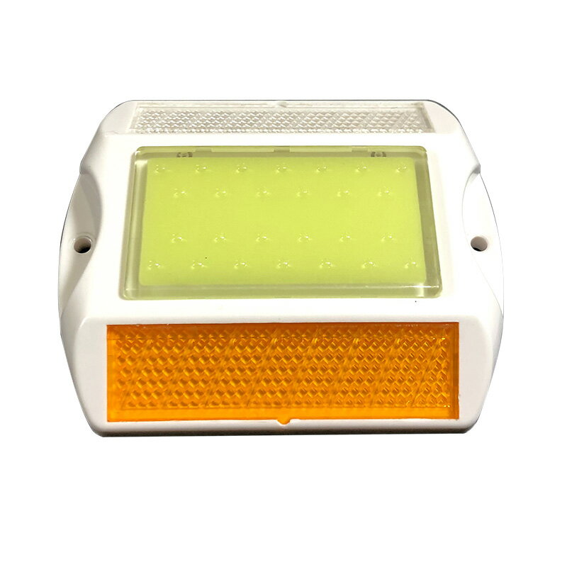 エルティーアイ　蓄光反射縁石鋲　アルファ・スタッド ハイグレード 蓄光＋反射　屋外対応　W 112mm×D 94mm×H 22mm　ASDC94-Y