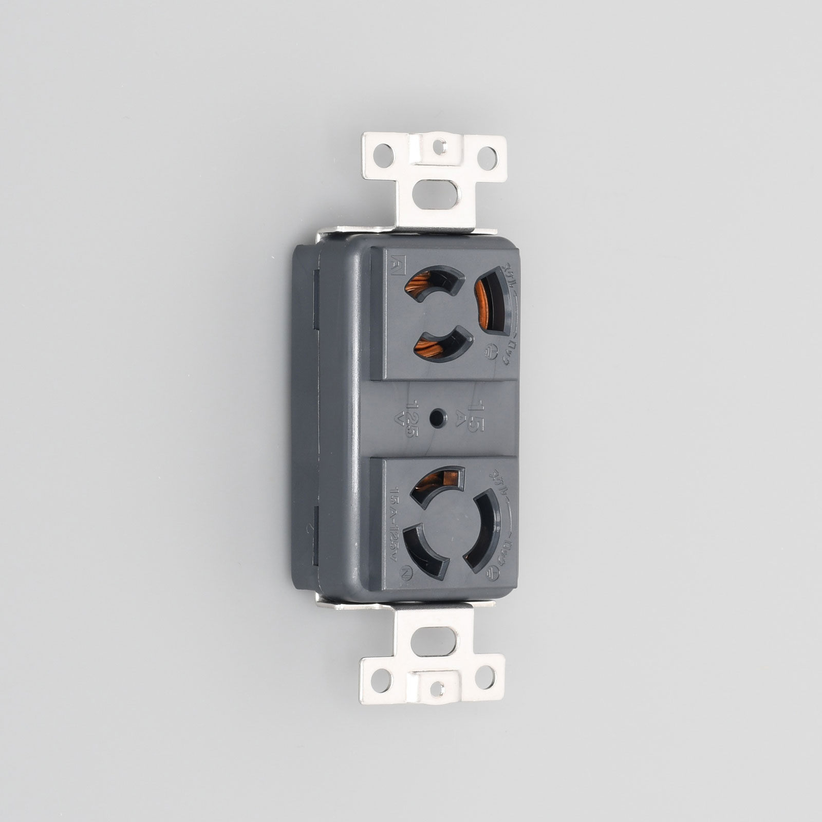 アメリカン電機　接地形2P 15A 125V　複式横型埋込コンセント　3110HCDZBK