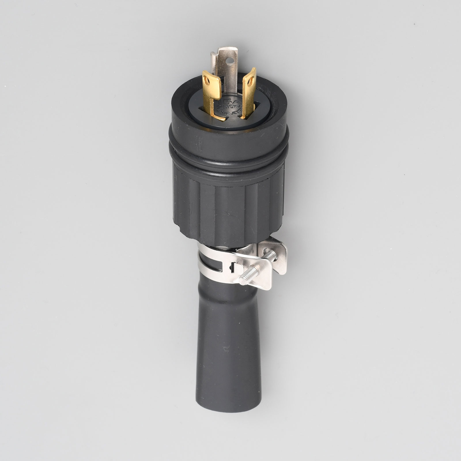 乐天商城 - アメリカン電機　接地形2P 15A 250V　引掛形防水形プラグ (ゴムカバー)　3122RW