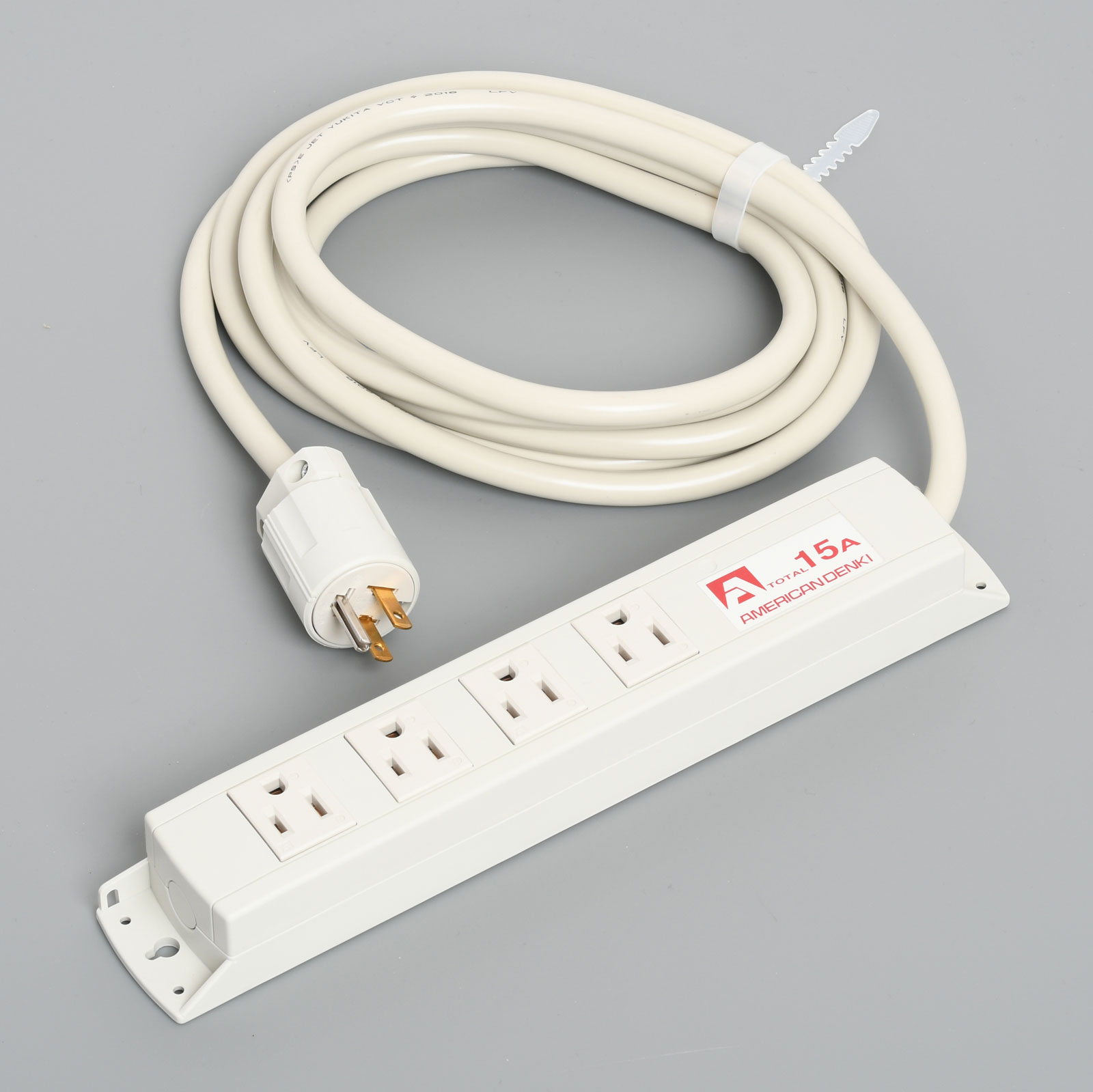 アメリカン電機　接地形2P 15A 125V　マルチユースOAタップ 平刃形4ヶ口 コード3M 平刃形プラグ　KC1030