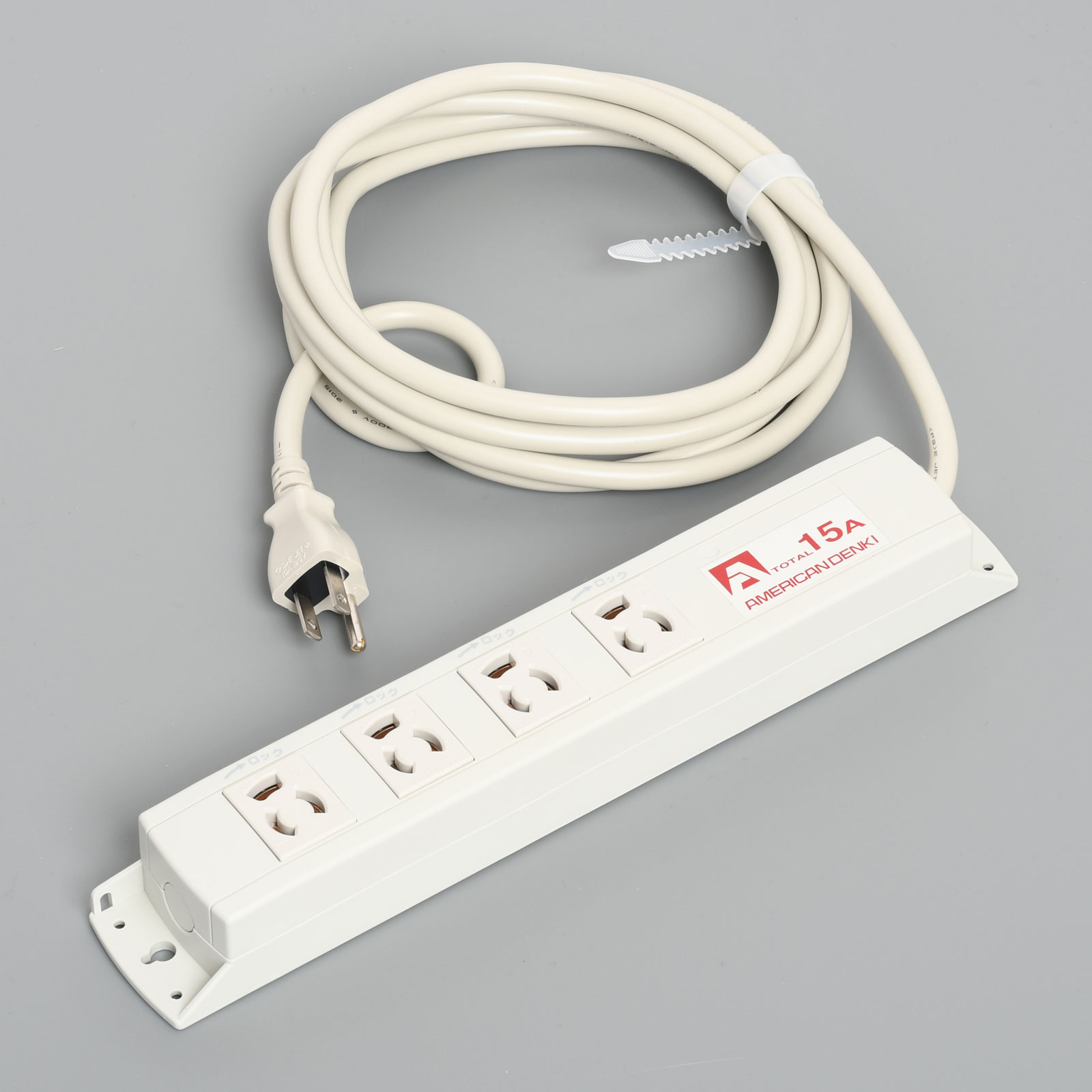 アメリカン電機　接地形2P 15A 125V　�