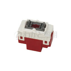 メーカー：JIMBO / 神保電器　 シリーズ名：artific series(アーティフィックシリーズ)配線器具 定格電流：4A 定格電圧：300V JISC8304（屋内用小形スイッチ類）に適合 ※アーティフィックシリーズ以外のシリーズでは使用できません。 ※受注生産品のためお時間をいただく場合がございます。※受注生産品のため、ご注文後の返品・交換・キャンセルは出来ませんのでご了承ください。 関連キーワード スイッチ 埋め込み 壁■特徴 服に合わせて持つアクセサリーが装いを引き締めたり印象を変えるように、スイッチやコンセントも空間を構成する一つの“意匠”として、ひとりひとりそれぞれの感性で空間に小さなアクセントを添えるように選び、楽しんでほしい、アーティフィックシリーズにはそんな思いを込めています。 ［グレーシャスベージュ］ ニュアンスで合わせ込むコーディネーションの妙を感じさせる気品のあるグレージュ アクセントカラーは「Copper(カッパー)」 今までにない少し可愛げを感じさせる甘さを含む柔らかな組合せ ［キネティックホワイト］ 光（陽が当たったハイライト）と影（陽の当たらないシャドウ）の対比において表情に動きが出るホワイト アクセントカラーは「Gold（ゴールド）」 プレートのホワイトとアクセントのゴールドどちらも明るい輝きを持つ王道の組合せ ［コンテンポラリーグレー］ グレーそのものが持つ本来のクールさをベースにモノトーンに寄りすぎない温かみを少し加えた現代のグレー アクセントカラーは「Platinum（プラチナ）」 大人っぽく自立している感覚だが冷たく突き放しすぎないバランスのいいクールさを感じさせる組合せ ガイド用スイッチは［OFF ］の状態で位置表示灯が白色に光り、暗い場所でもスイッチの位置を確認する事ができます。 チェック用スイッチは「ON」の状態で通電表示灯が赤色に光り、隠ぺい場所に施設される負荷（例：換気扇）の運転状態を確認できます。 ※この商品は電気工事士による取付工事が必要です。 　資格を有しない一般消費者は、取付・取替工事を行うことは法律上できません。
