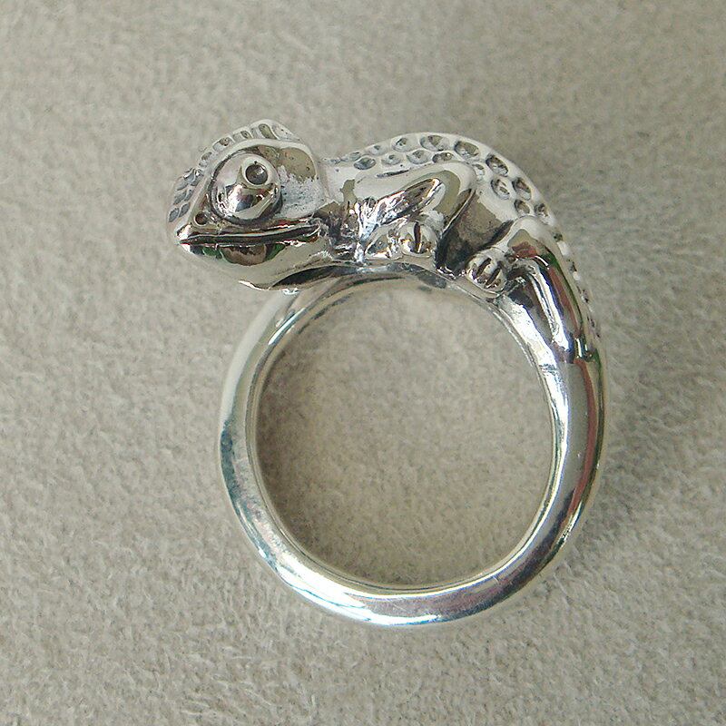 カメレオンリング カメレオン かめれおん 動物チーフ 指輪 爬虫類 シルバーアクセサリー SILVER925 女性 男性 プレゼント ギフト対応 福岡発ブランド...