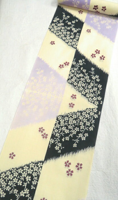 浴衣 反物 ゆかた 浴衣反物 きもの 日本製 そそぎ染 手作り 生地 着尺 着物反物 綿 レトロ調の柄 淡いベージュ系 ※店頭展示見切り品 ※全体的にキズや染料の変色等がございます。