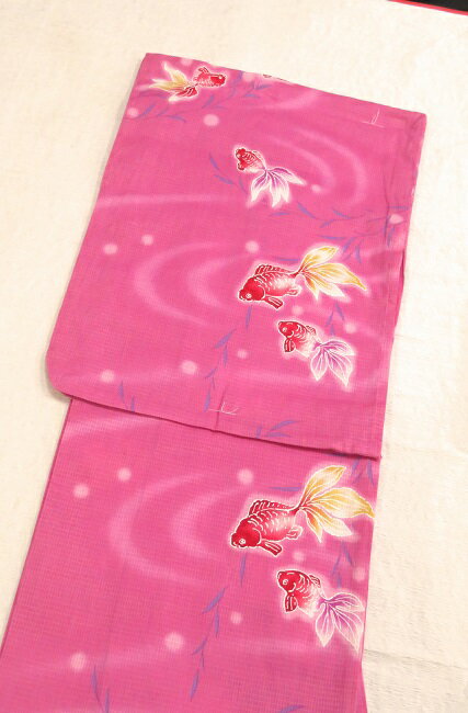 浴衣 ゆかた Fサイズ 仕立て上り浴衣 ピンク系 レトロ調の柄 フリー 綿 フリーサイズ お仕立て上がり ..