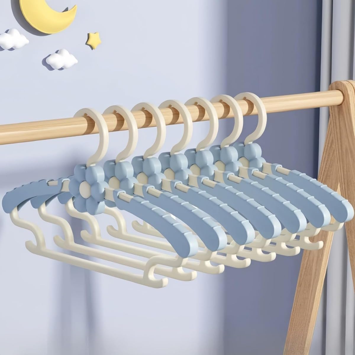 滑らない子供用ハンガー 20個セット 型崩れ防止 衣類跡がつかない 乾湿両用 パンツ/スーツ対応 おしゃれホワイト 収納便利 (20個 グリーン)