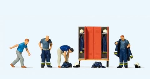 Preiserプライザー10642　消防の準備　消防服に着替える消防士【HO人形】【塗装済み】【ジオラマ小物】