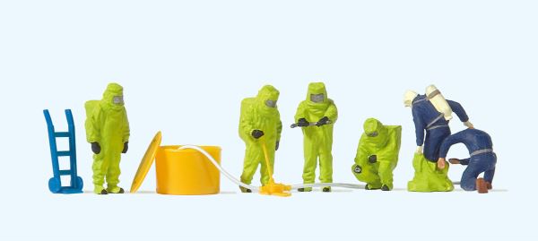 Preiserプライザー10731　防護服、防塵服、放射能服を着ている人たち　黄緑色の服【HO人形】【塗装済み】【ジオラマ…